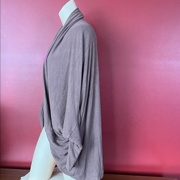 EUC Women's unique Taupe Open Front cardigan - Picture 3 of 13